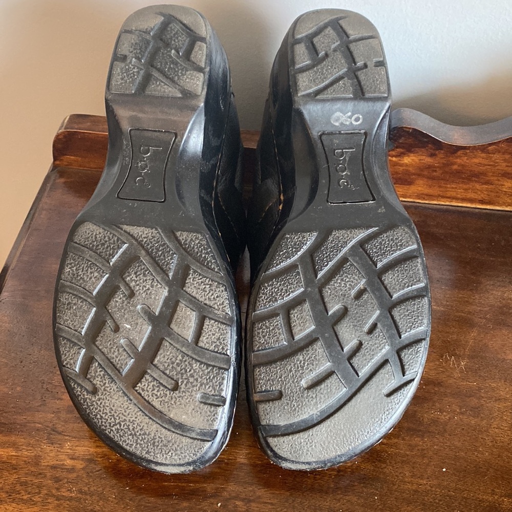 b.o.c. Black Leather Slip On Shoes - Picture 5 of 5